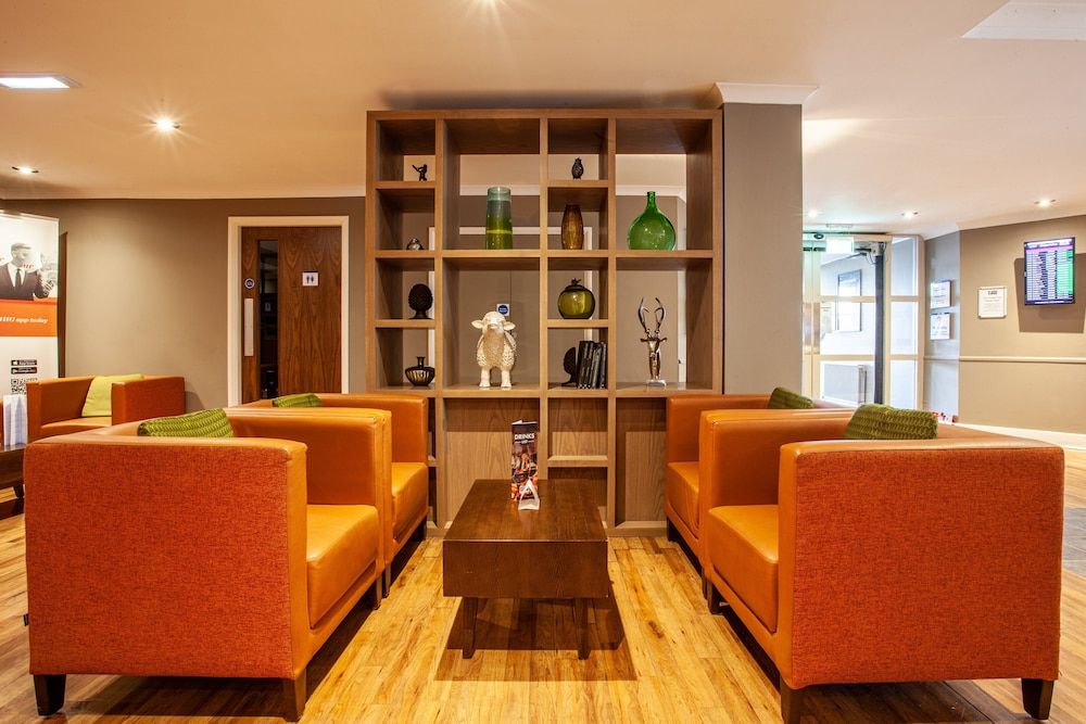 Holiday Inn Express Edinburgh Airport, an IHG Hotel 2