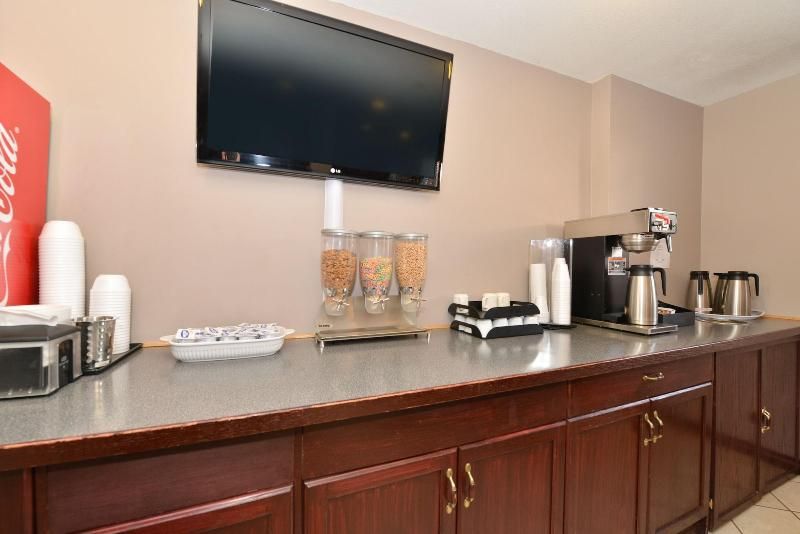 Canadas Best Value Inn Suites Princeton 3