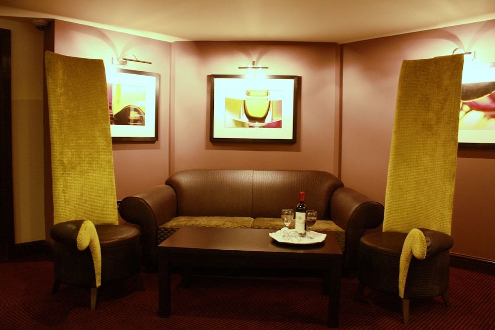 Gloucester Robinswood Hotel, BW Signature Collection 2