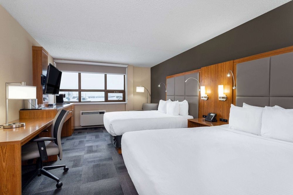 Ramada by Wyndham Northern Grand Hotel & Conference Centre 4 estrelas em Fort St. John
