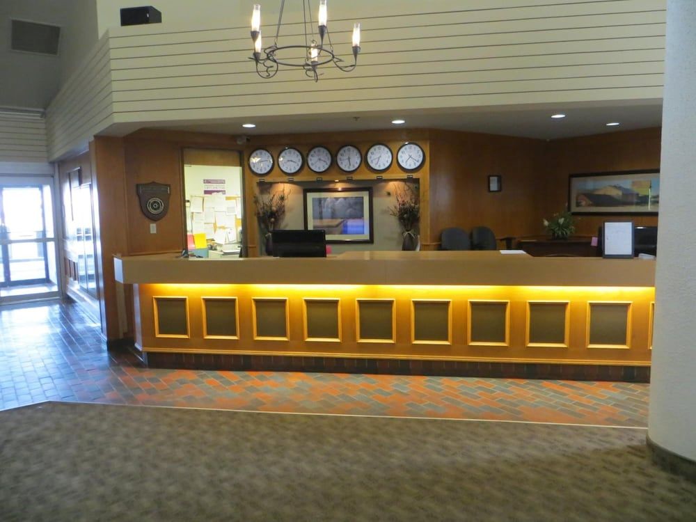 Paradise Inn & Conference Centre 2