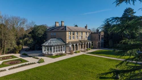 Newton Park Country House Hotel 4 estrellas en Burton upon Trent