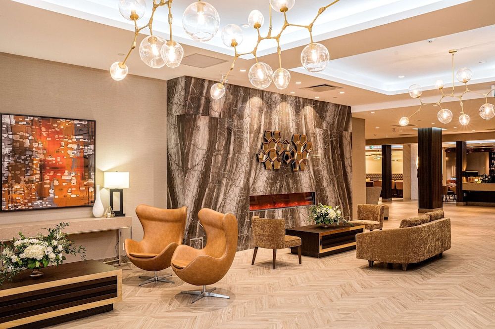 DoubleTree by Hilton Kitchener 3