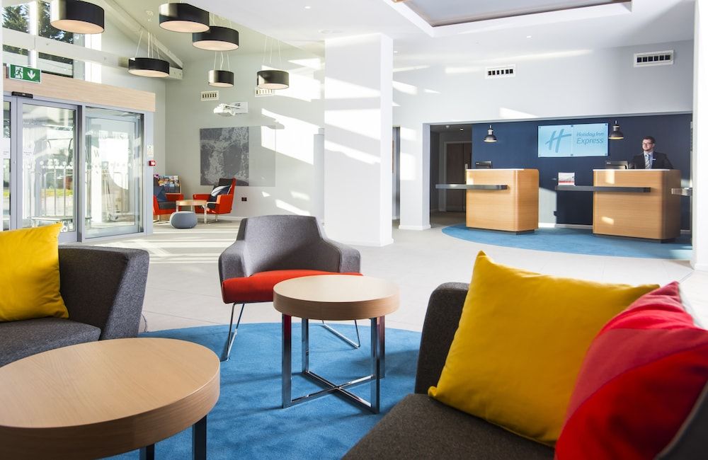 Holiday Inn Express Portsmouth - North, an IHG Hotel 2