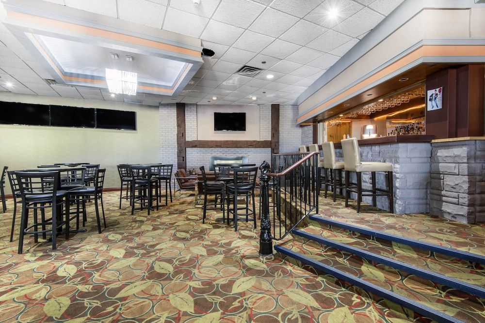 Quality Inn & Conference Centre 3