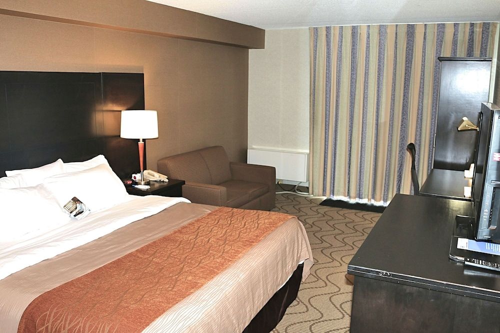 Comfort Inn Lakeshore 2