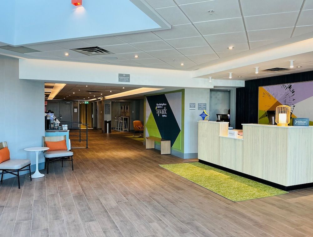 Spark by Hilton Montreal Brossard 3