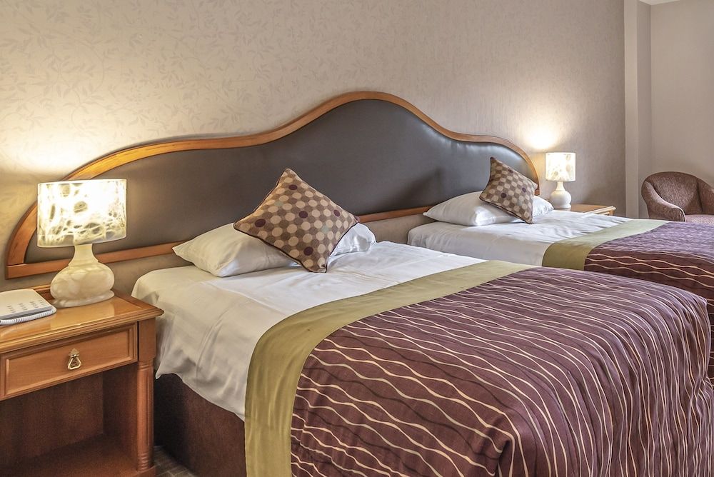 The Coppid Beech Hotel 3