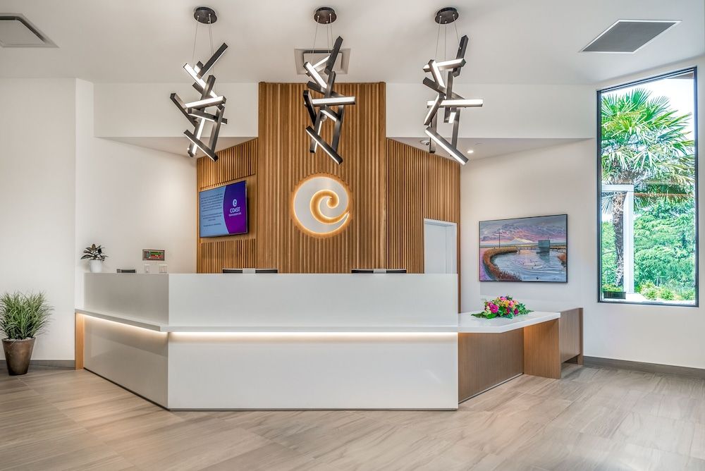 Coast Tsawwassen Inn 2