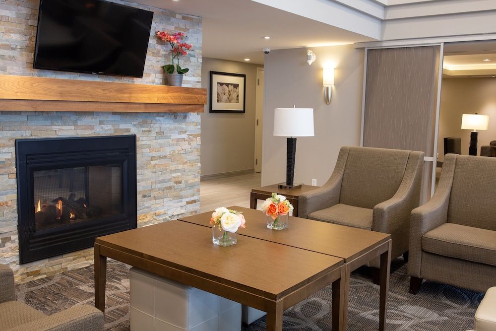 Staybridge Suites Toronto - Vaughan South, an IHG Hotel 2