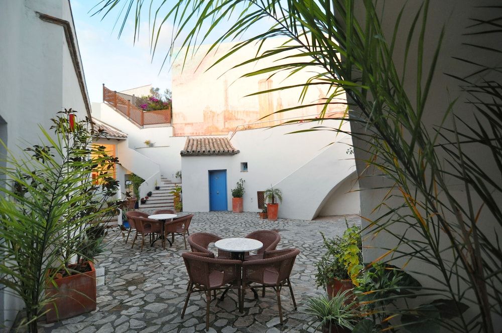 Hotel Utopía 4 estrelas em Benalup Casas Viejas