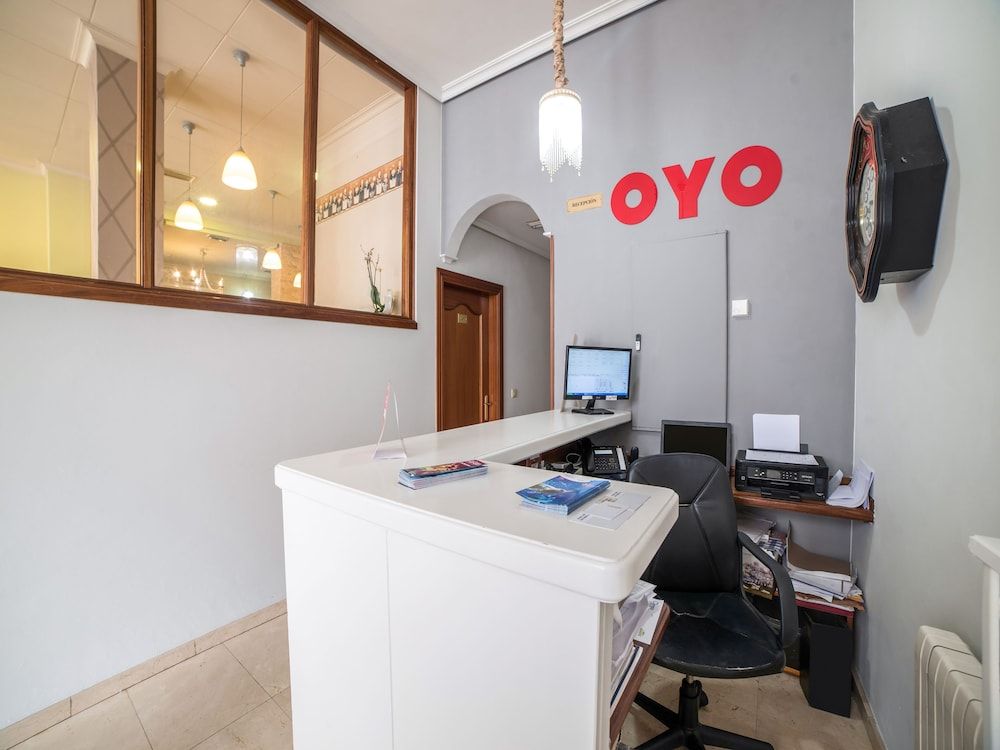 OYO Puerto De Candás 2