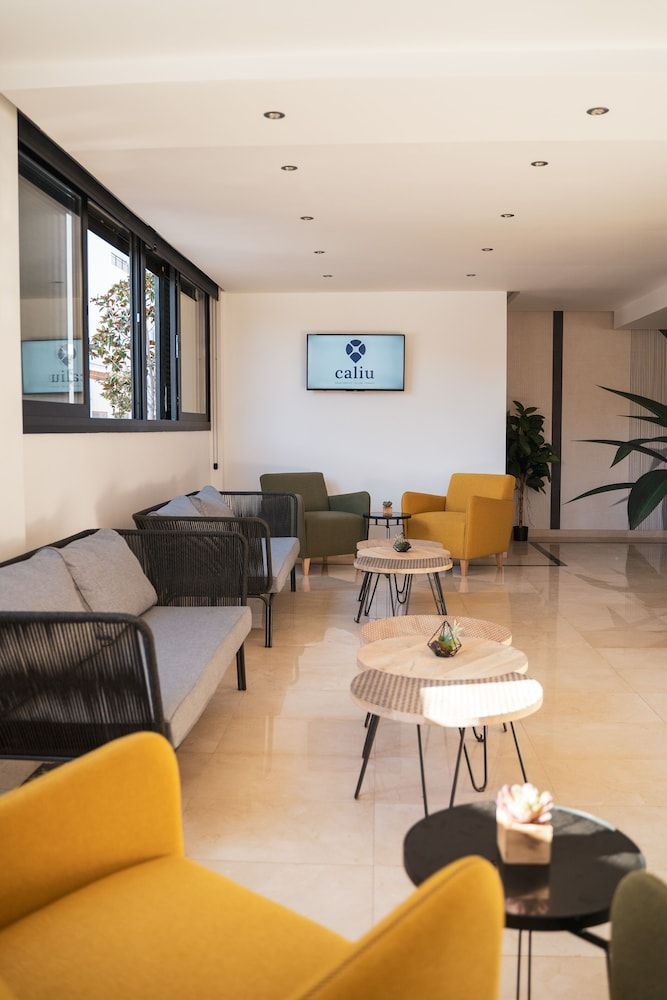 Caliu Apartamentos Beatrix 3