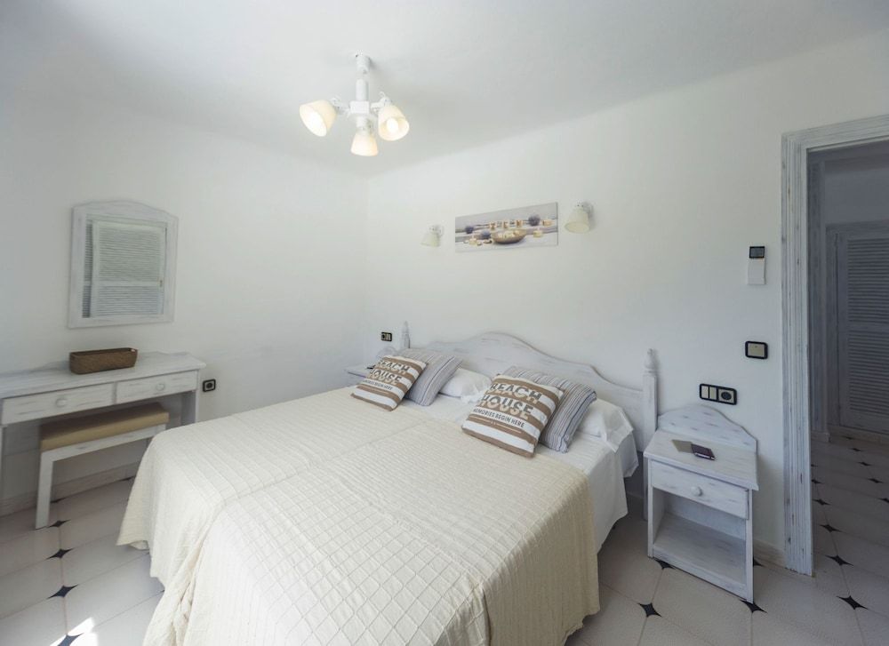 Aptos Barbarroja - Formentera Break 3