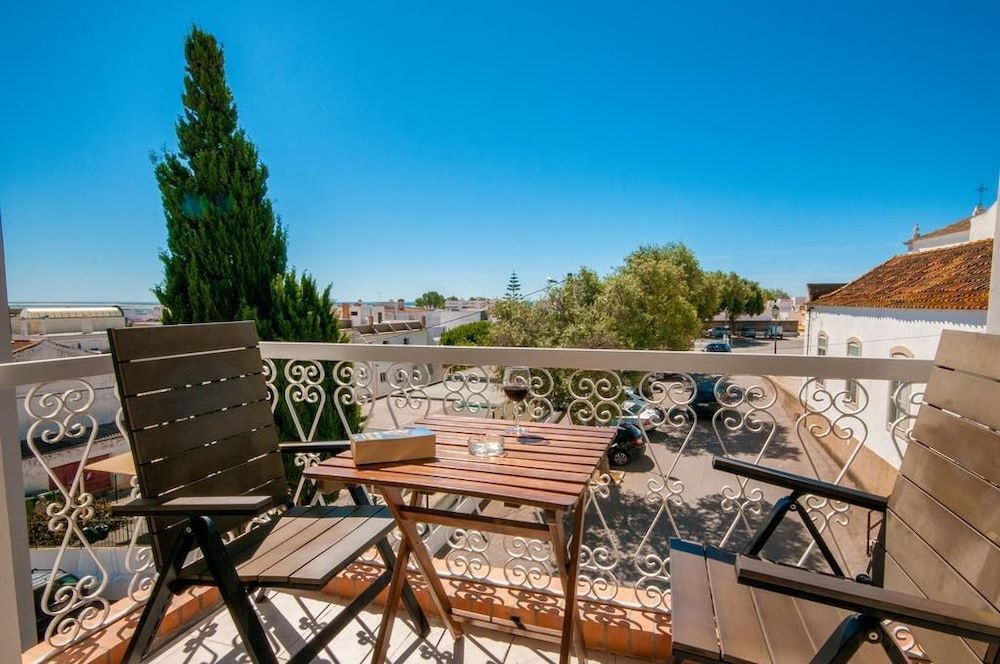 Estúdios Salinas -1 estrelas em Olhão