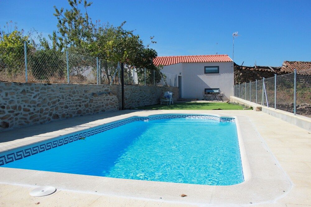 Curral D'Avó Turismo Rural -1 estrelas em Vimioso