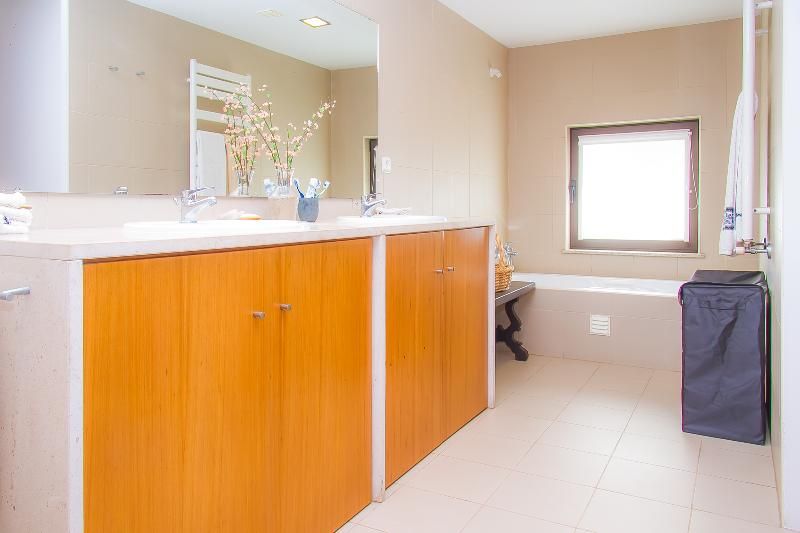 Oak Tree Chill House -1 estrelas em Caminha