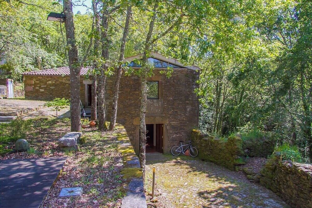 Liiiving in Caminha Oak Tree Chill House 3