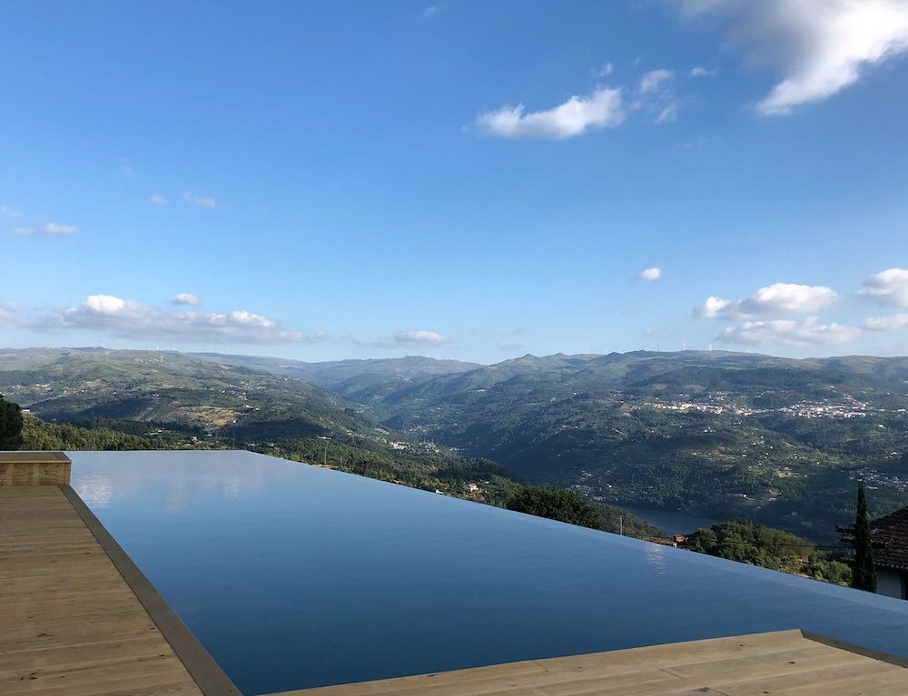 BHDouro -1 estrelas em Baião