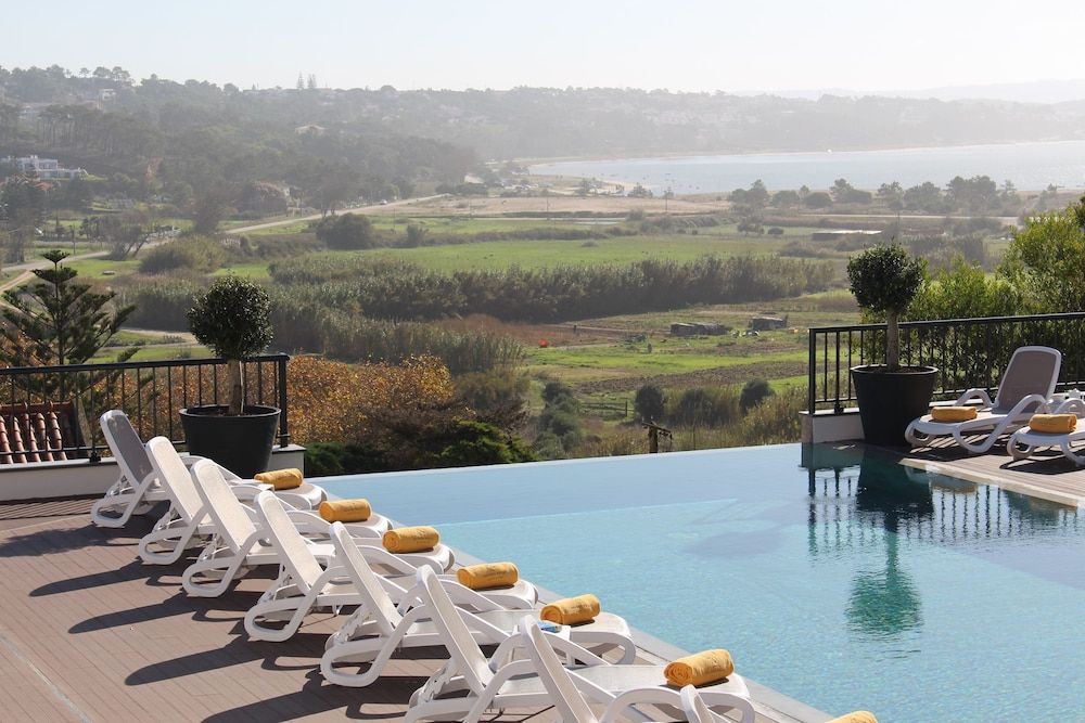 Hillside House Suites & Spa 1