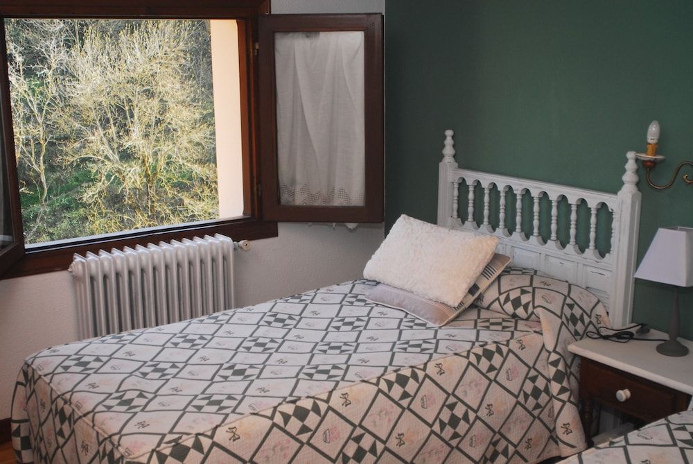 Hostal Puente Deva 1