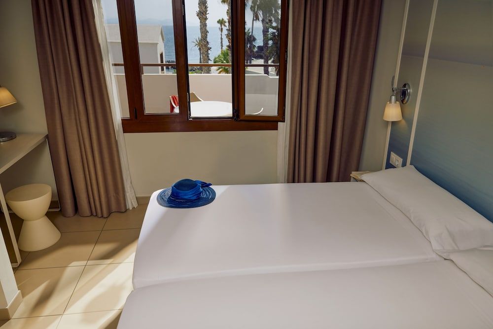 Grupotel Flamingo Beach 3