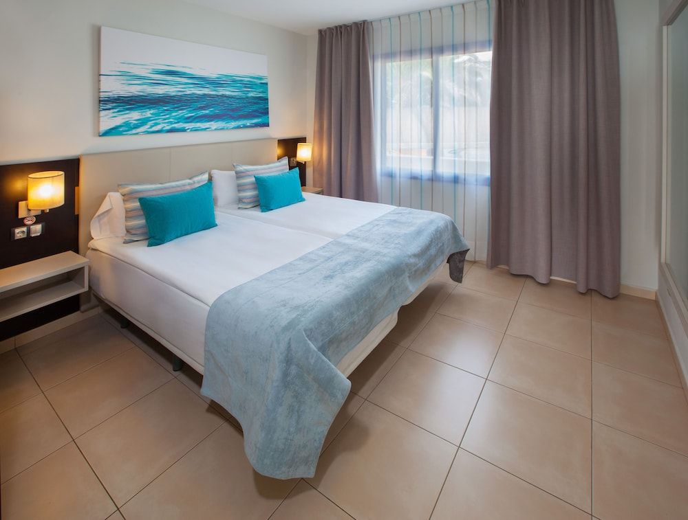 Grupotel Playa Feliz 3