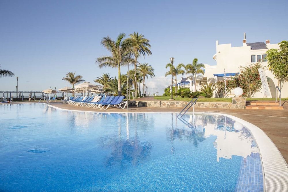 Grupotel Playa Feliz 1