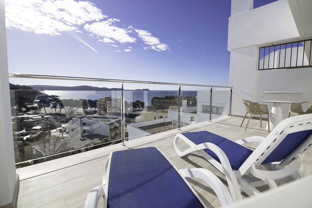 Aparthotel Novo Mar 1