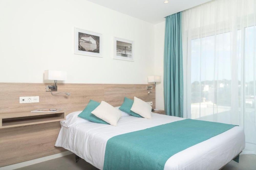 Aparthotel Marina Drach 1