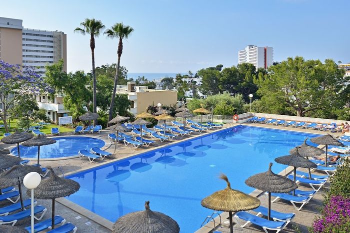 🌞MALLORCA: TODO INCLUIDO JUNTO A LAS MEJORES CALAS🍸🚢 Desde 4 noches: Ferry con tu coche + Hotel 3★ con animación 📍 Cales de Mallorca