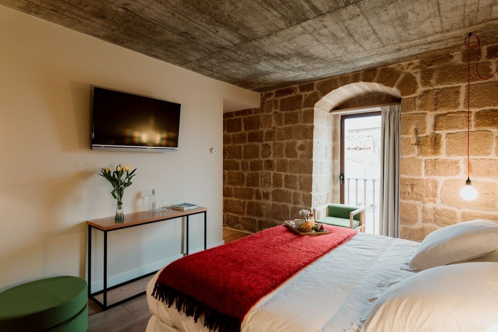 Boutique Palacio Condes de Cirac 3