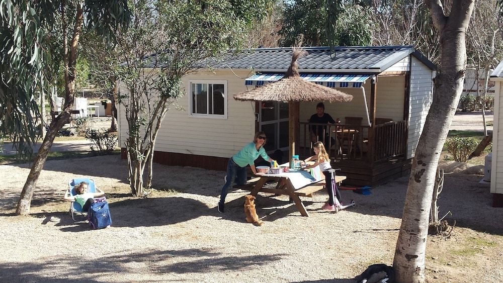 Camping Ampolla Playa 1