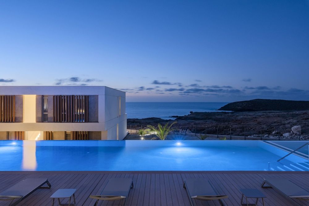 Kora Nivaria Beach 1