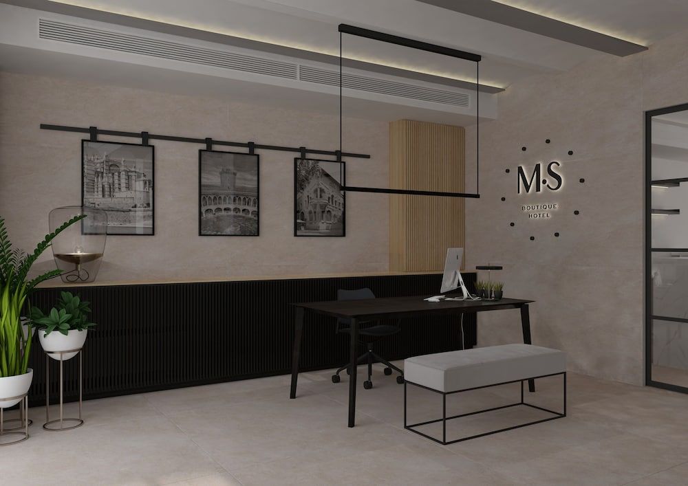 Boutique Hotel Petit Montisión 2