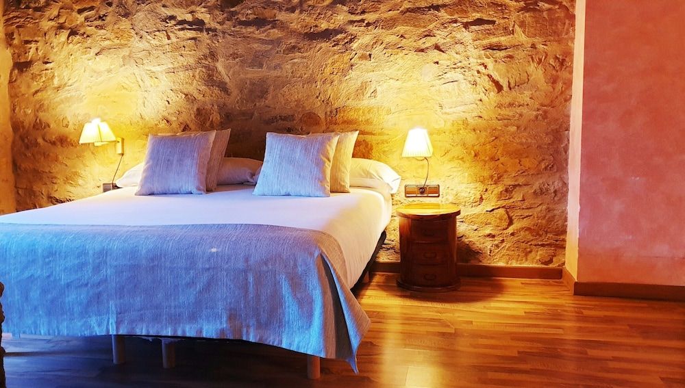 Can Gasparó Hotel Rural & Restaurant 3