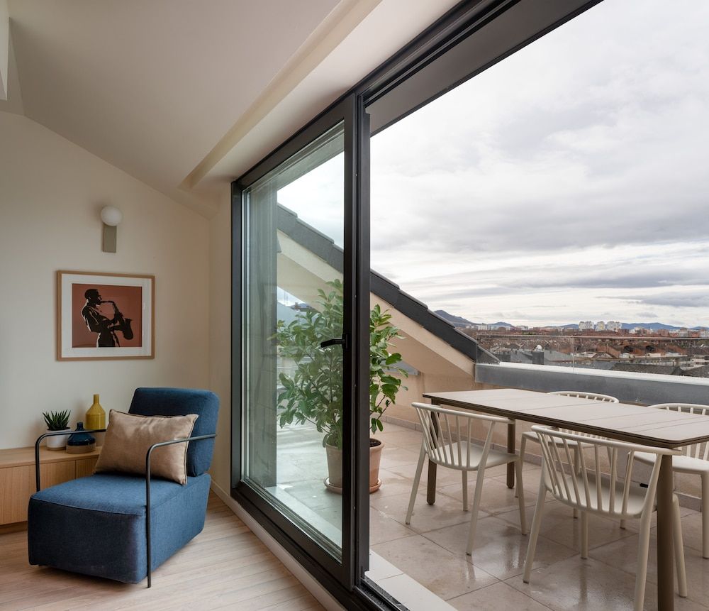 Aparthotel Líbere Vitoria 2