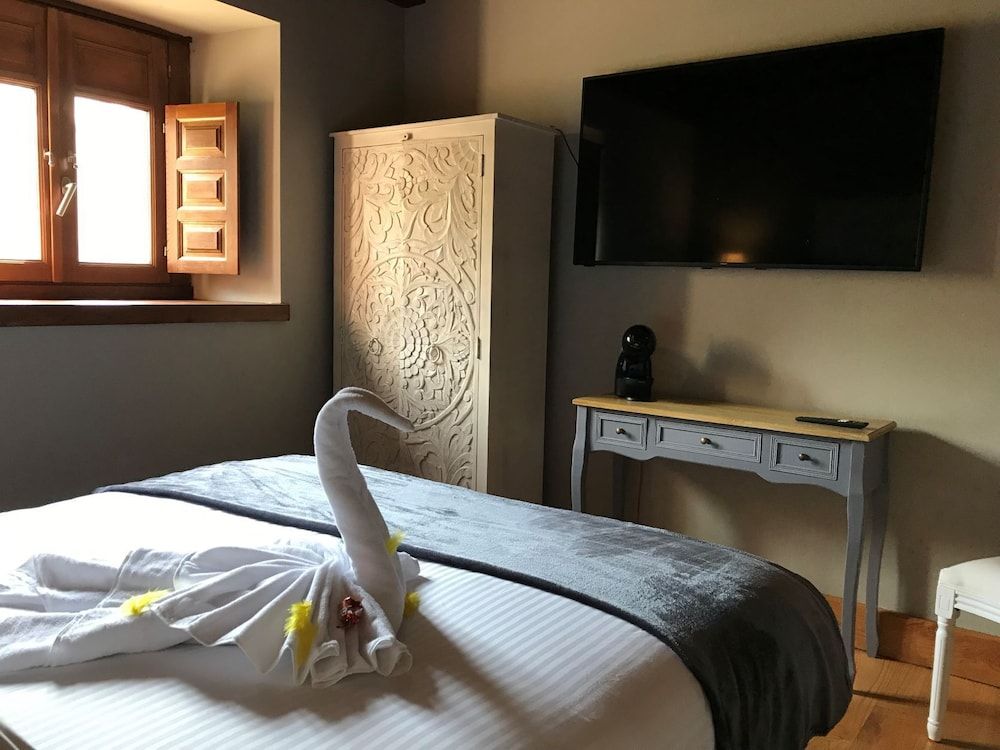 Casona De La Pinta 3