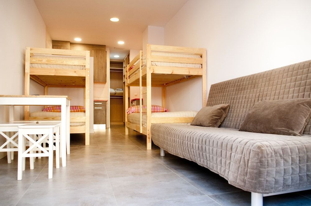 Apartamentos Surfing San Vicente 2