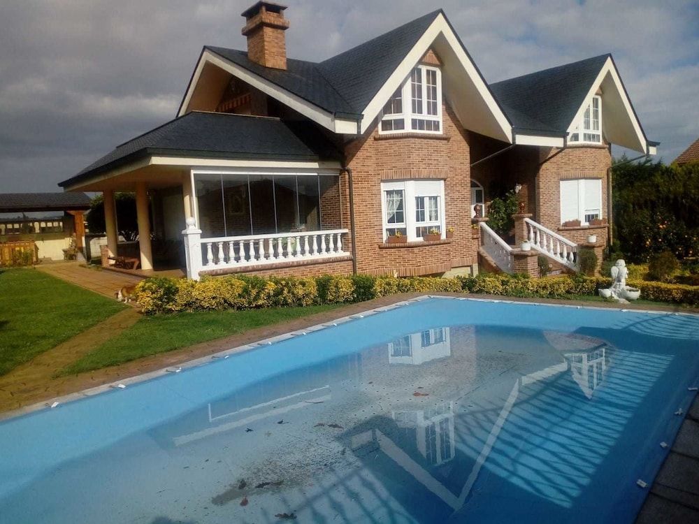 Casa Marte -1 estrelas em Torrelavega