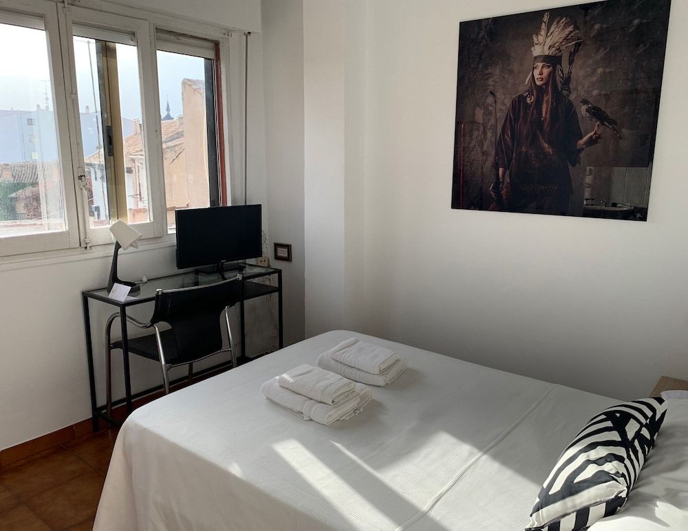 Restaurante y Hotel Puerta de Aranda 1