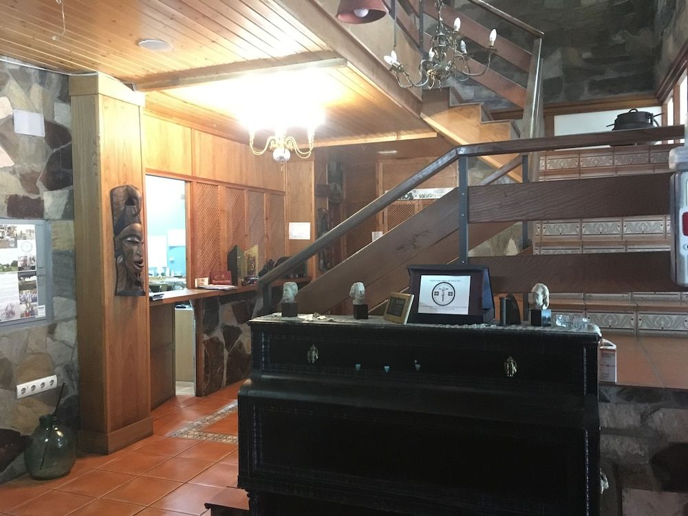 Hotel Rural Caminomedulas 2