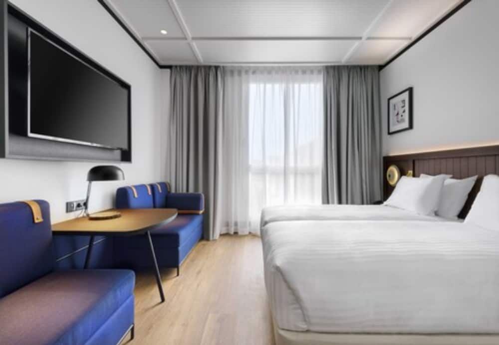 Hotel Tres Reyes San Sebastian 3