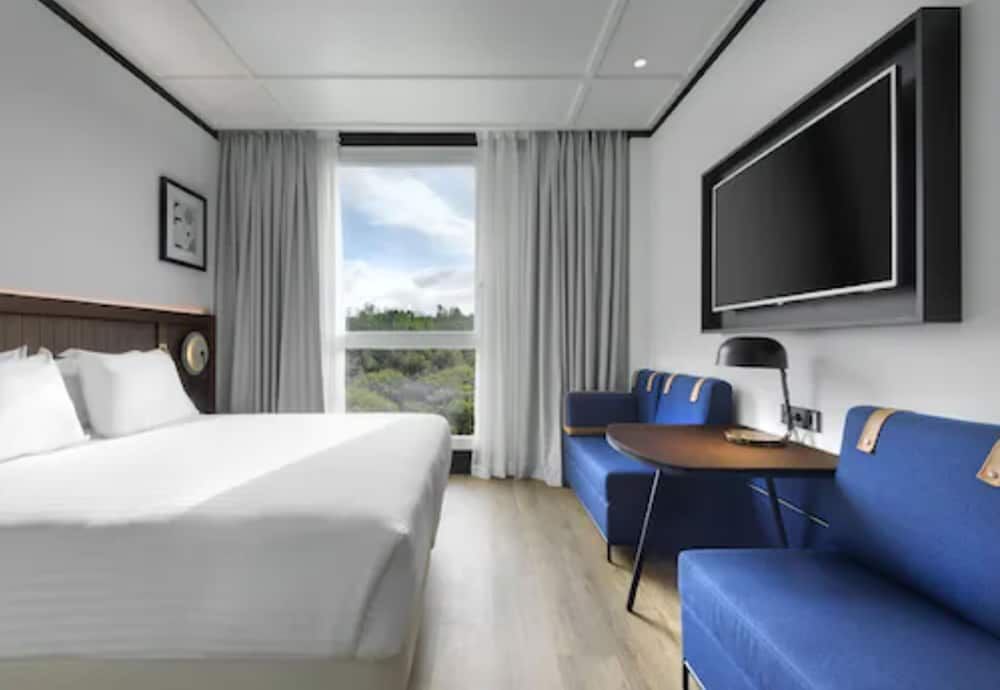 Hotel Tres Reyes San Sebastian 1