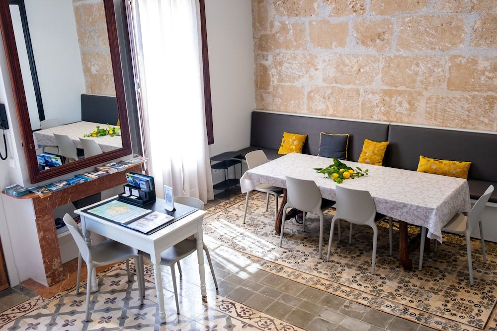 Unic - Turisme d'interior 3