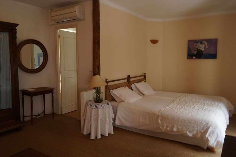 Sa Plana Petit Hotel 3