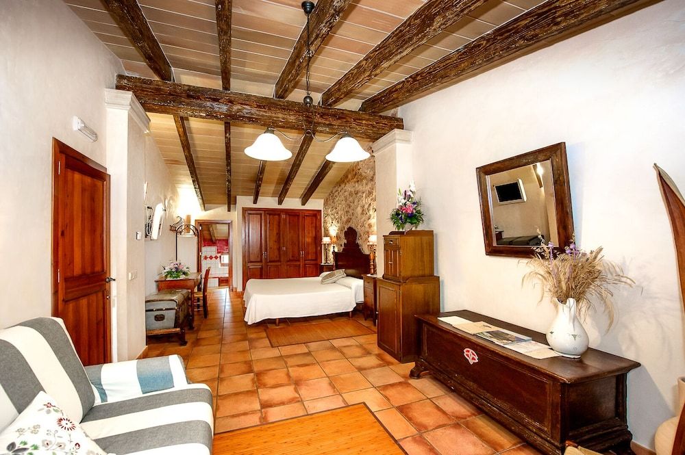 Hotel Agroturismo Can Bessol 3