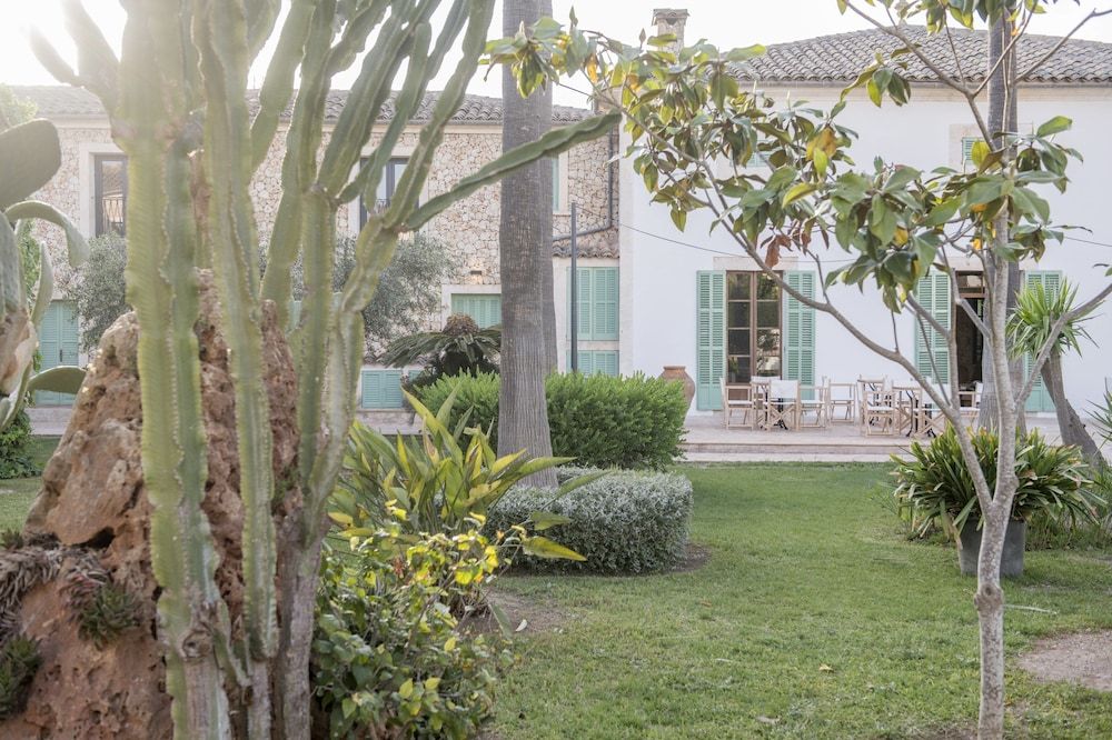 Curolla Petit Hotel -1 estrelas em Maria de la Salut