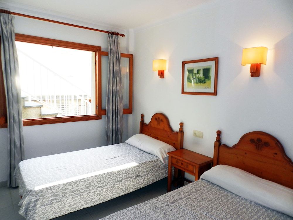 Apartaments Marina Sol i Pins 3