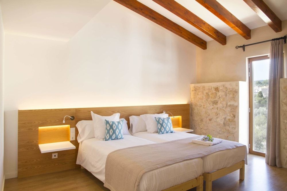 Angels Boutique - Turismo de interior 1